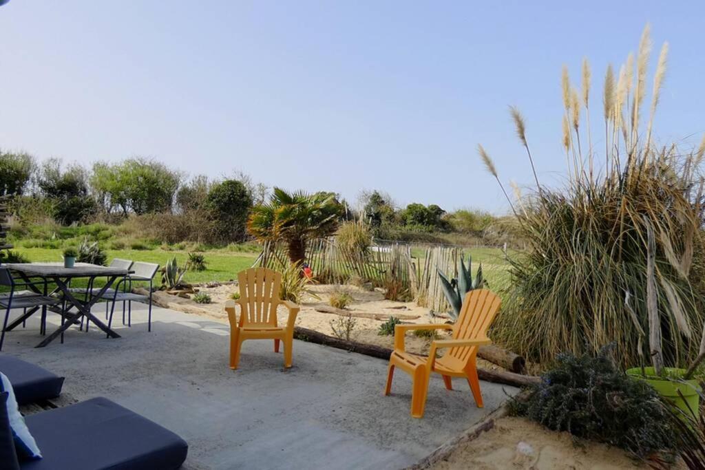 Maison Au Pied Des Dunes, 200M De La Plage Montmartin-sur-Mer Exterior photo